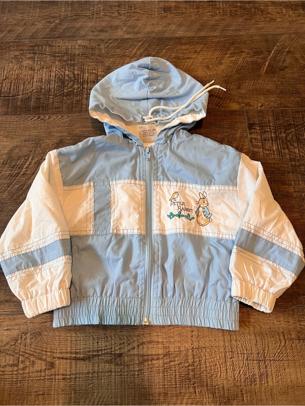 Vintage Quiltex Blue & White Peter Rabbit Hooded Windbreaker Jacket